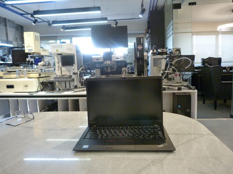 تعمیر لپ تاپ لنوو ThinkPad X1 CARBON