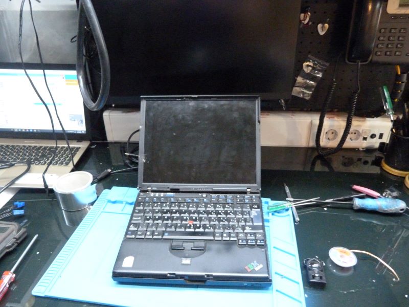 تعمیر لپ تاپ لنوو THINKPAD X60S